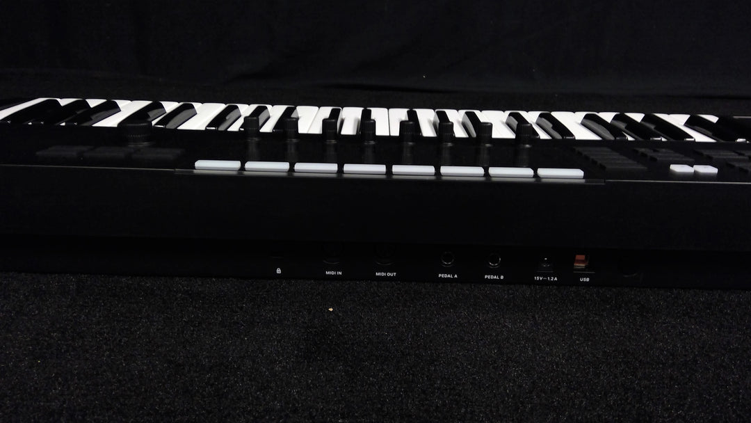 Komplete Kontrol S49
