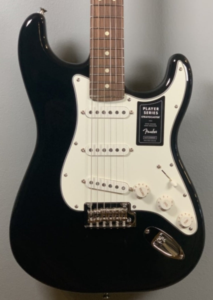 PLAYER STRATOCASTER®-Black