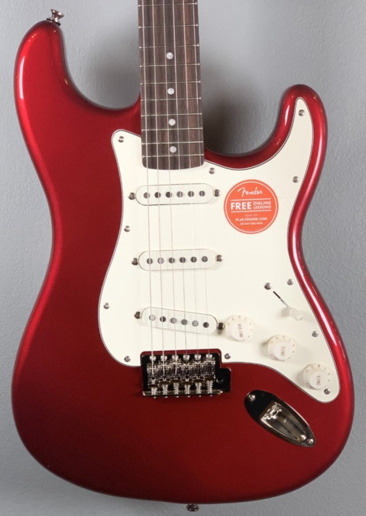 CLASSIC VIBE '60S STRATOCASTER®- Candy Apple Red