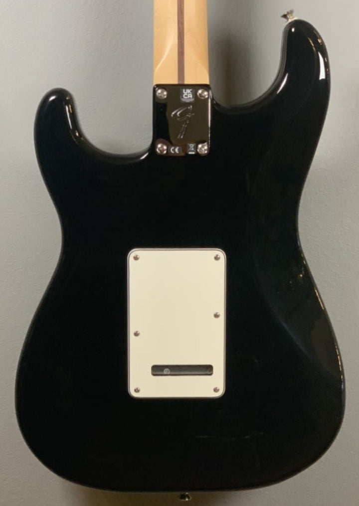 PLAYER STRATOCASTER®-Black