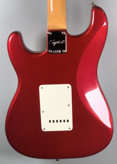CLASSIC VIBE '60S STRATOCASTER®- Candy Apple Red