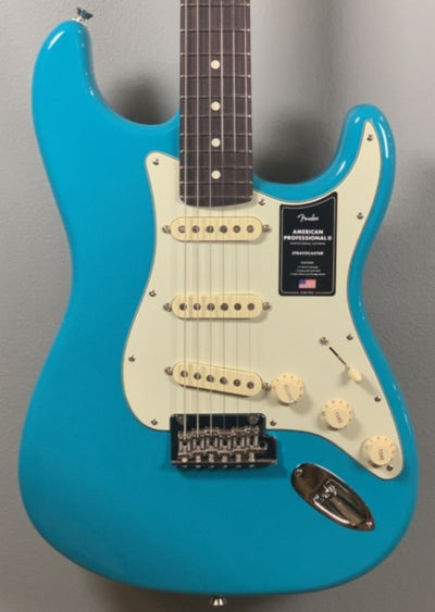 AMERICAN PROFESSIONAL II STRATOCASTER®- Miami Blue